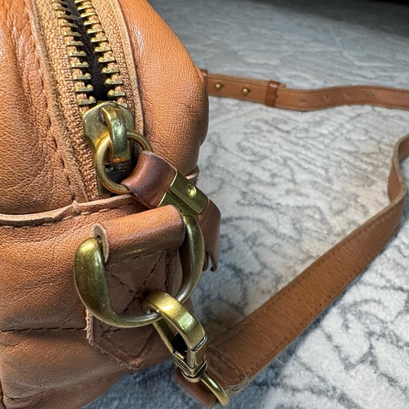 Madewell Brown Transport Camera Bag - Picture 10 of 13